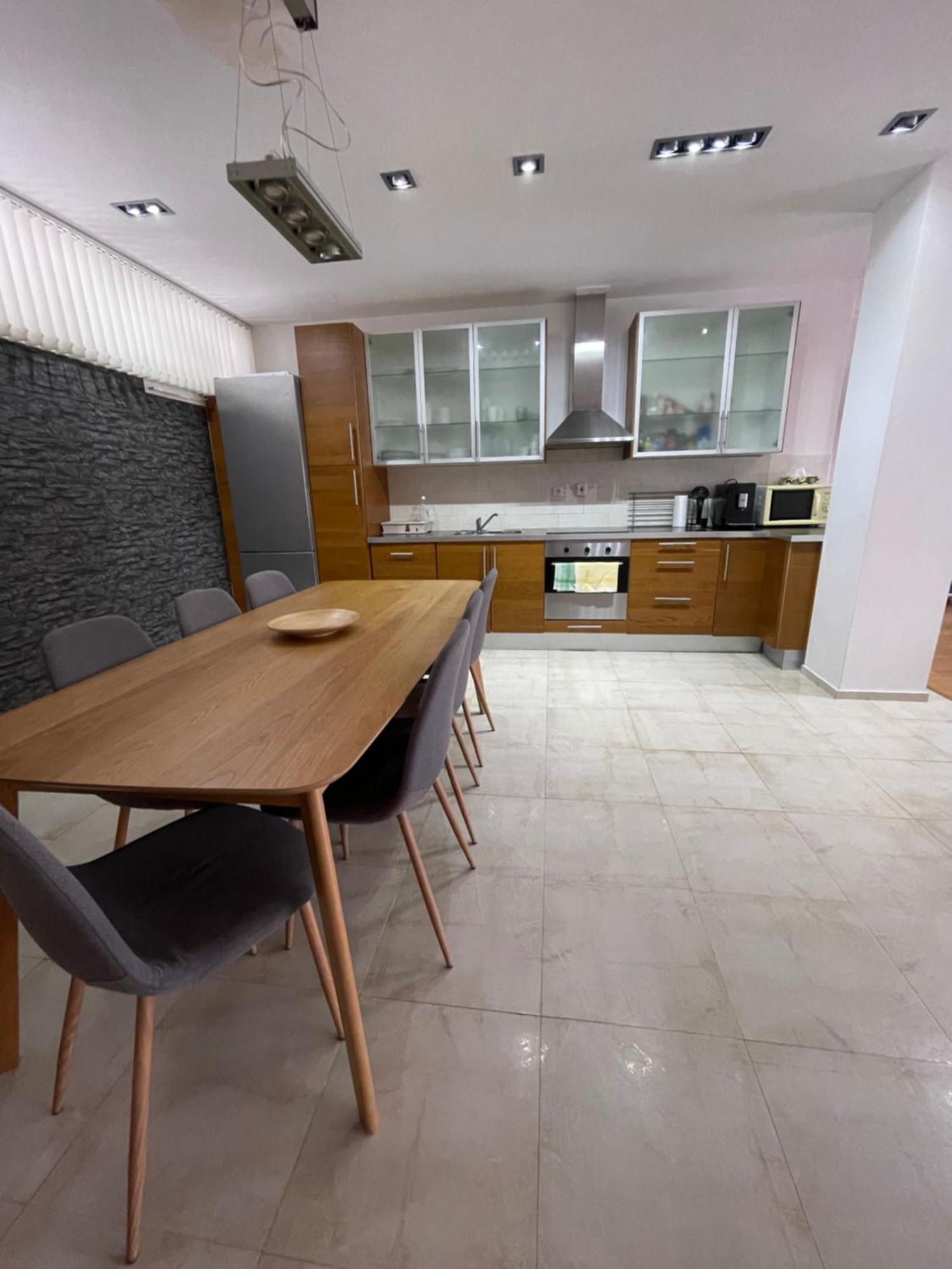 Jd Apartment Liptovský Mikuláš Buitenkant foto